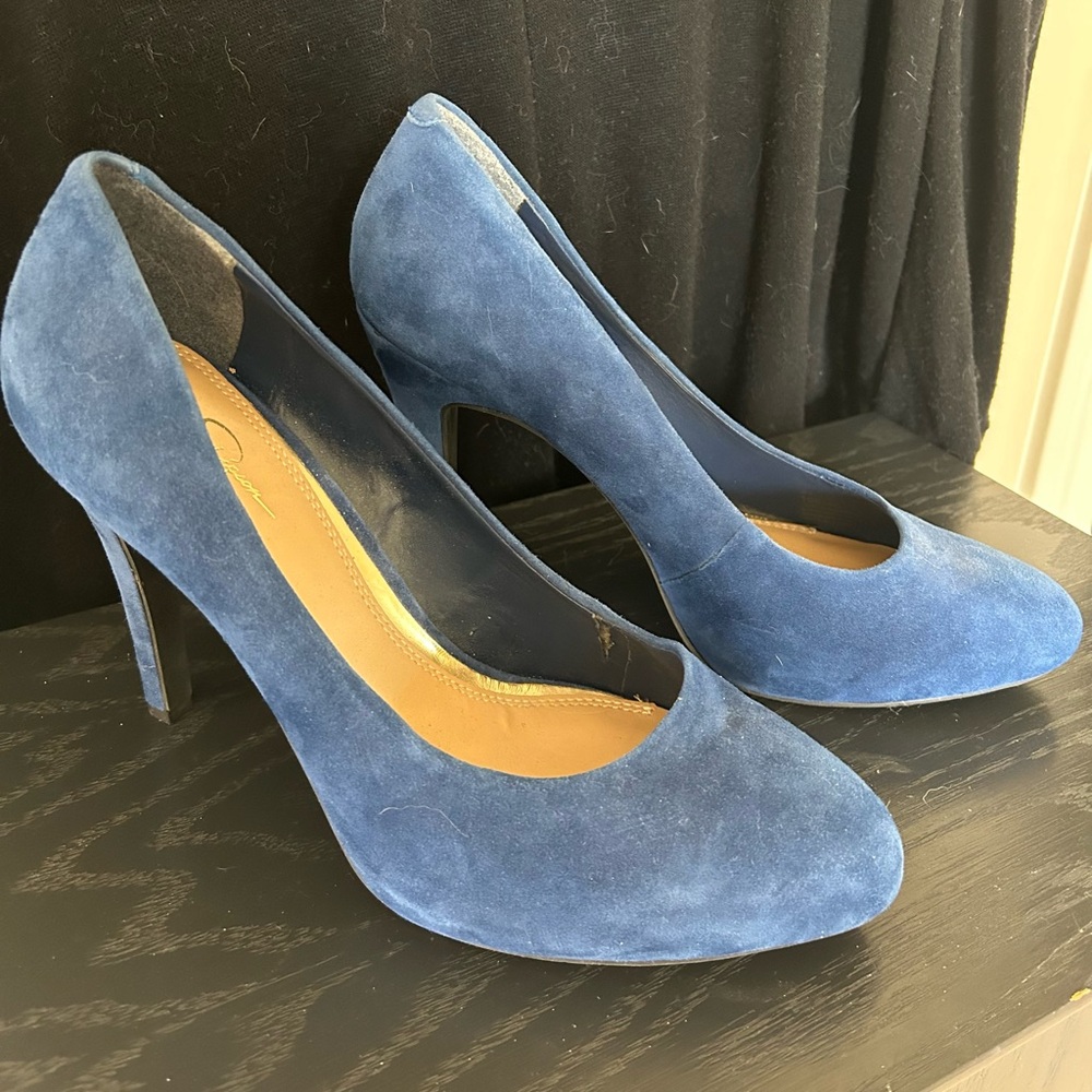 Blue Suede Pumps